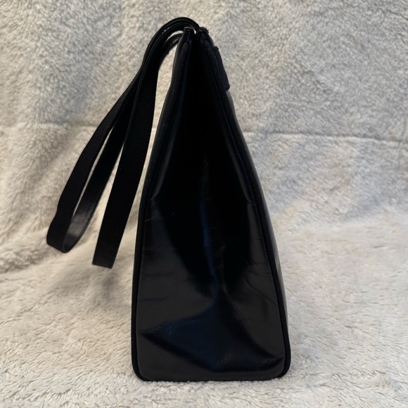 NWOT Vintage Salvatore Ferragamo Vara Ribbon Tote in Smooth Leather - Picture 2 of 16